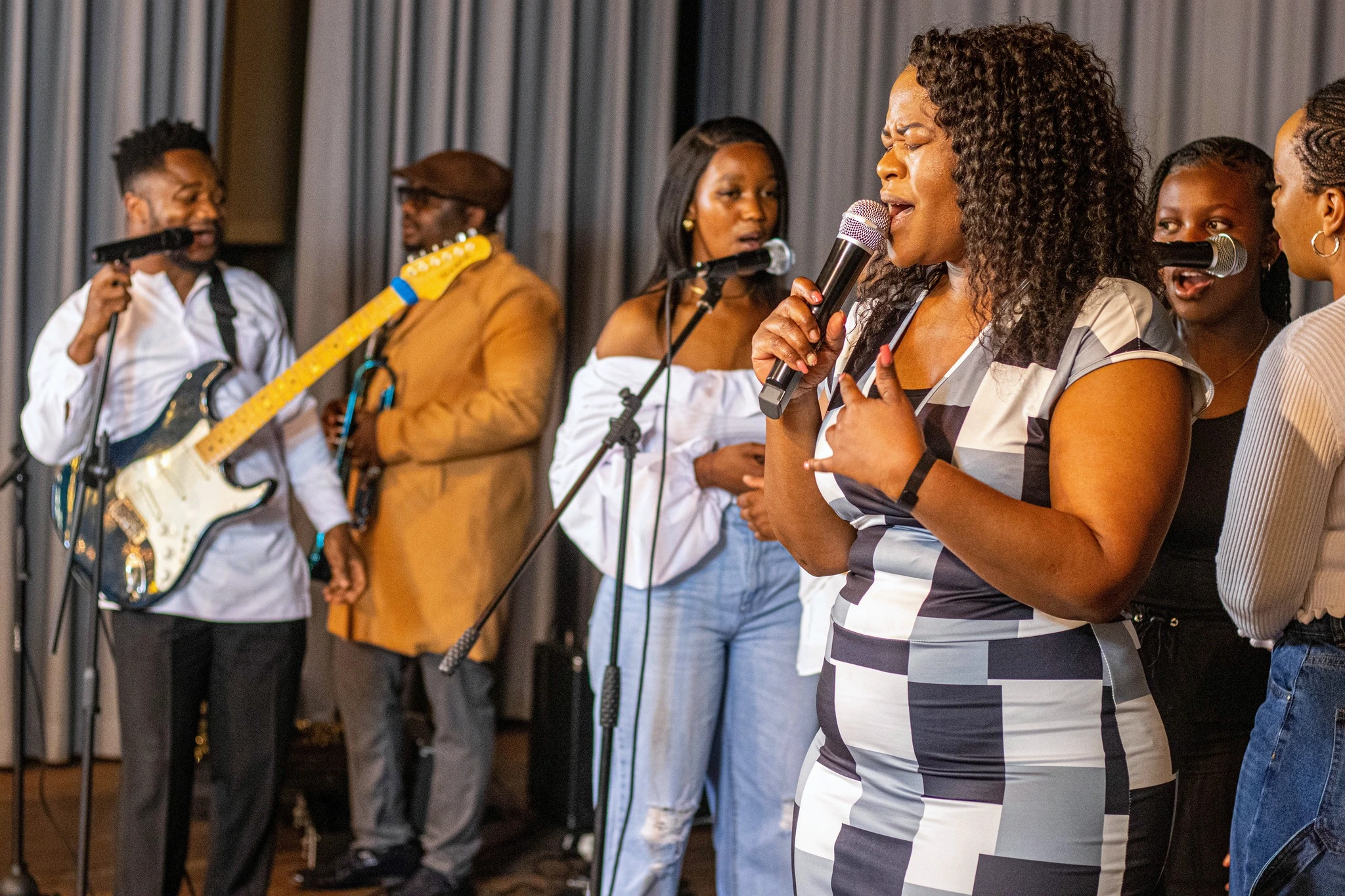 Praise team worshipping